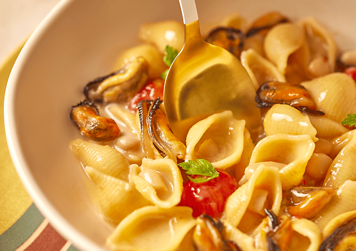 la-tofarella-n-138-con-fagioli-e-cozze